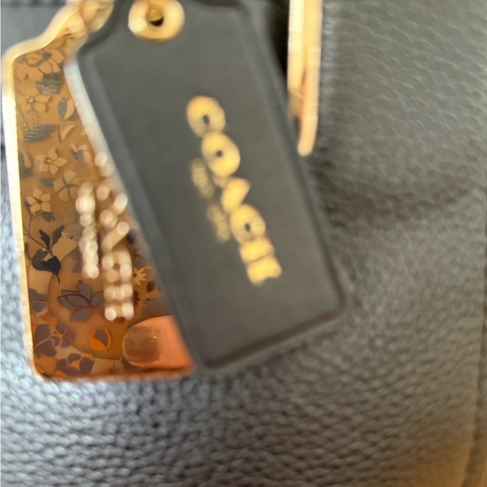 Coach Swagger Black Pebbled Leather Satchel Tote Bag - Picture 3 of 16